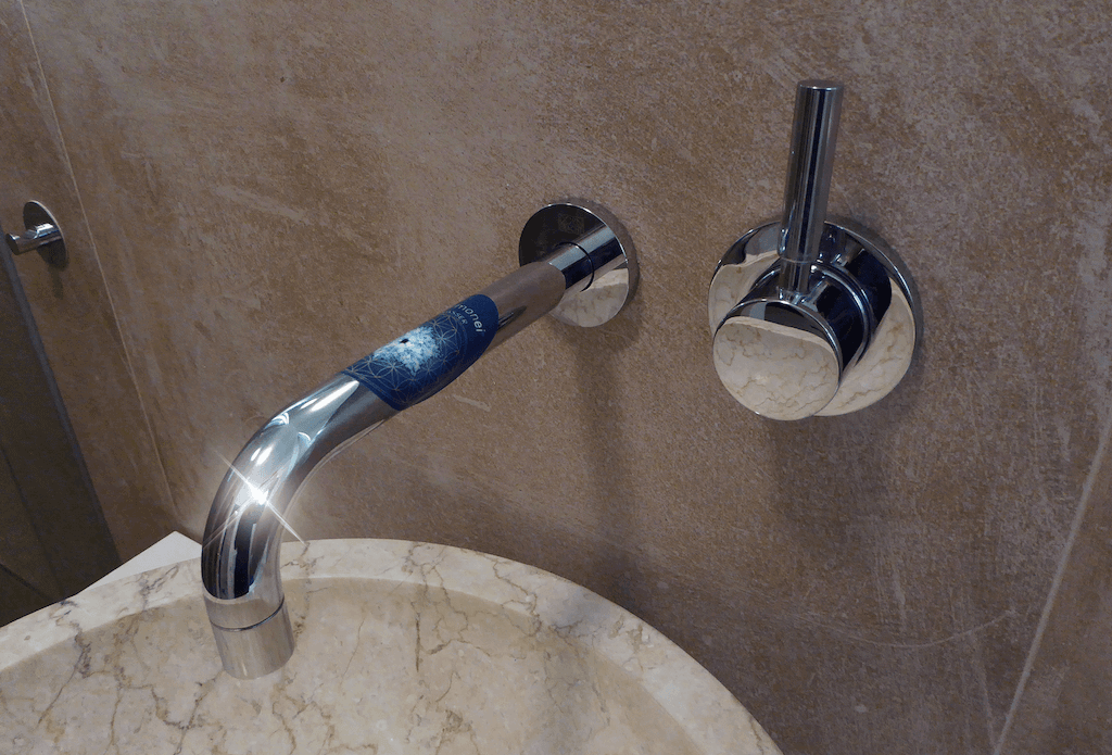 Wasseraufkleber harmonei®_Hahn1